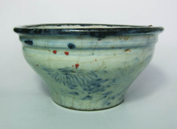 Qing blue and white pot (chrysanthemum/calligraphy)  